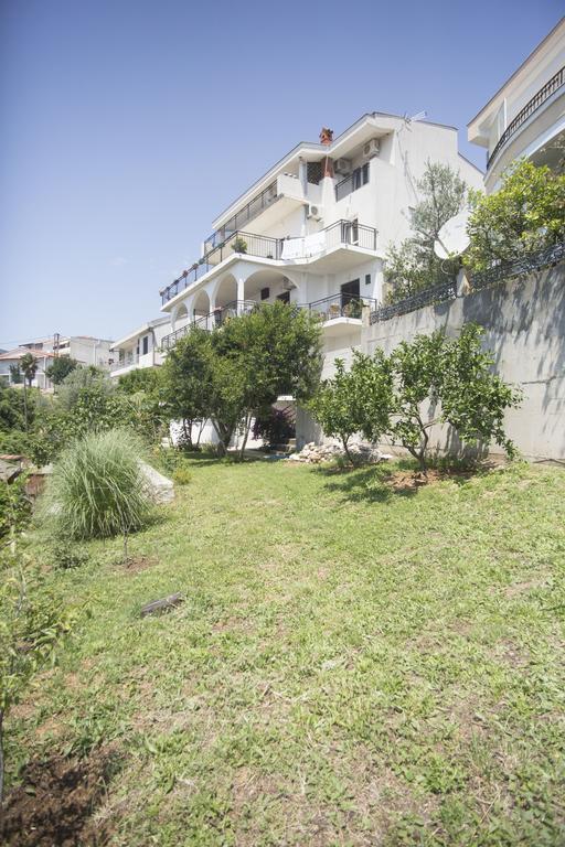 Apartments Cejovic Улцинь Экстерьер фото