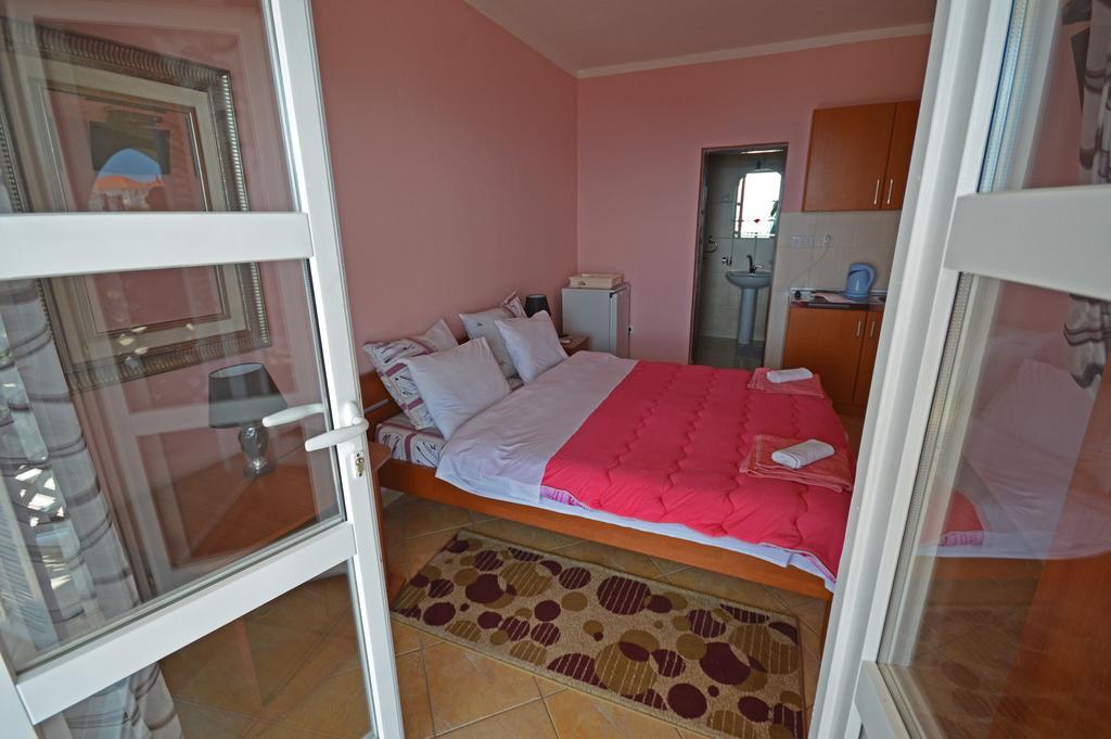 Apartments Cejovic Улцинь Экстерьер фото